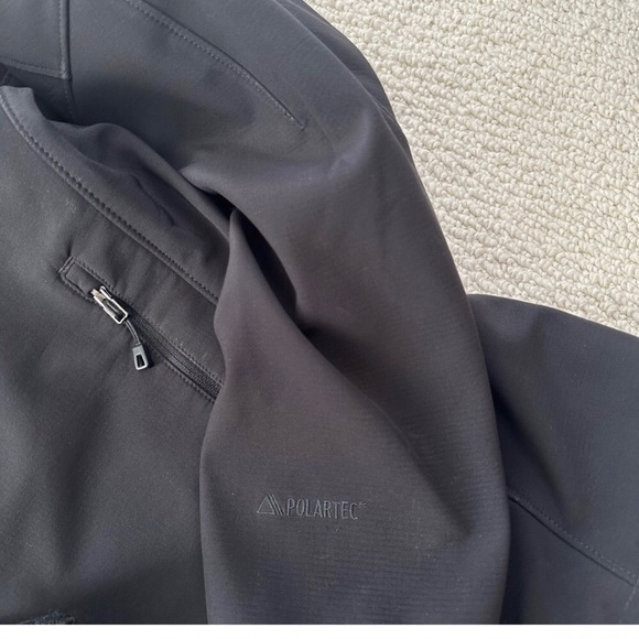 Patagonia Black Jacket - Picture 2 of 2